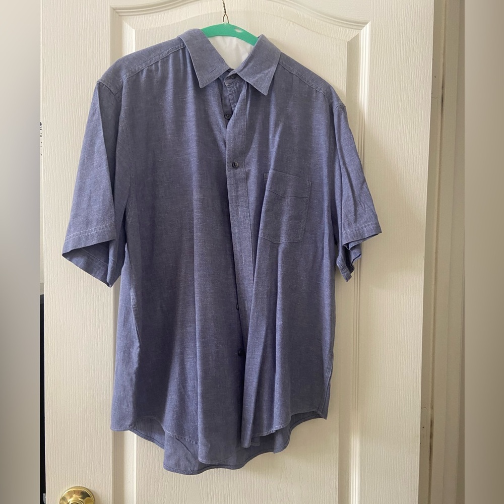 Button up men’s shirt, short sleeve